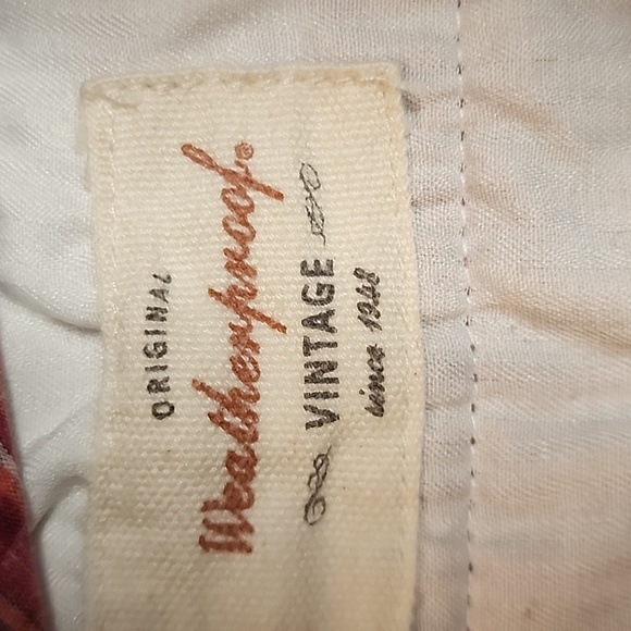 Weather proof brand plaid shorts - Picture 4 of 5